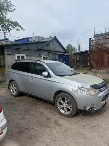 Автотранспортное средство Mitsubishi Outlander, 2013 года выпуска, идентификационный номер (VIN) Z8TXTGF3WDM017005.