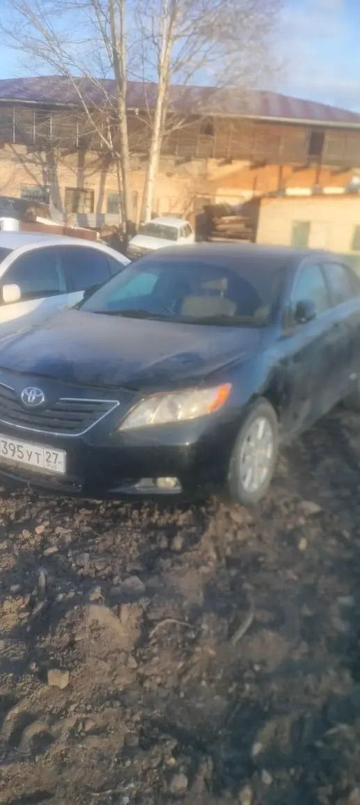 Автомобиль марки Toyota Camry