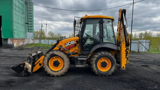 Экскаватор-погрузчик; Марка, модель, коммерческое наименование  машины –  JCB 3CXK 14M2NM,  Год выпуска – 2020, Идентификационный номер (VIN) – MCW3CX4WJL2692060, Тип двигателя – Двигатель внутреннего сгорания, 1 шт. Модель, № двигателя  - JCB444T1, SB320/40344U0177020,  Рабочий объем двигателя, куб. см – 4400,  Мощность двигателя, кВт (л.с.) – 68,6 (93), Вид движителя – колесный; Цвет машины - жёлтый; Максимальная технически допустимая масса,  кг –12 813,