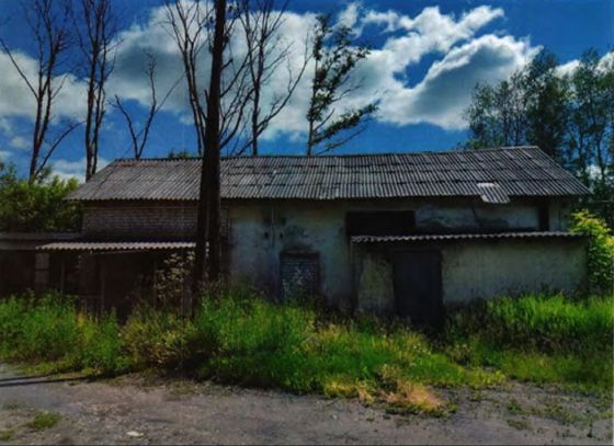 Земельный участок общей площадью 1391 кв.м., с кадастровым номером: 43:09:310121:19, с расположенным на нем объектом недвижимого имущества – здание кухни общей площадью 79,4 кв.м., с кадастровым номером: 43:09:310121:584, по адресу: Кировская область, г. Зуевка, ул. Свердлова, д. 128/1.