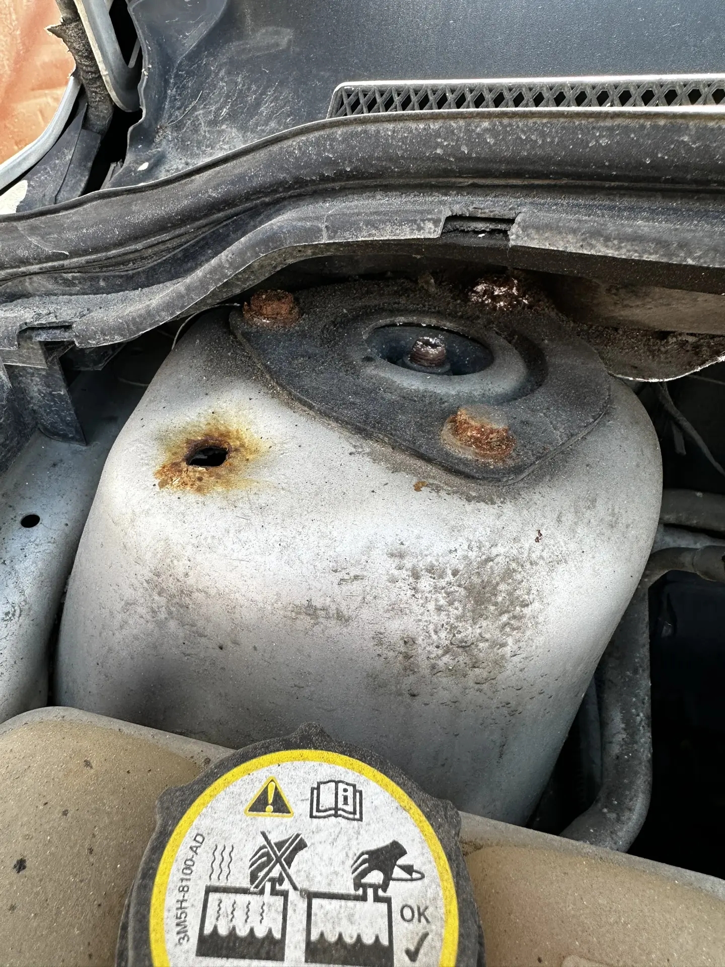 Высвобождаемое движимое военное имущество (автотранспортное средство)