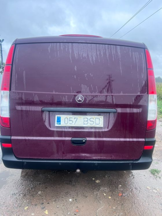 Легковой автомобиль марки Mercedes-Benz VITO