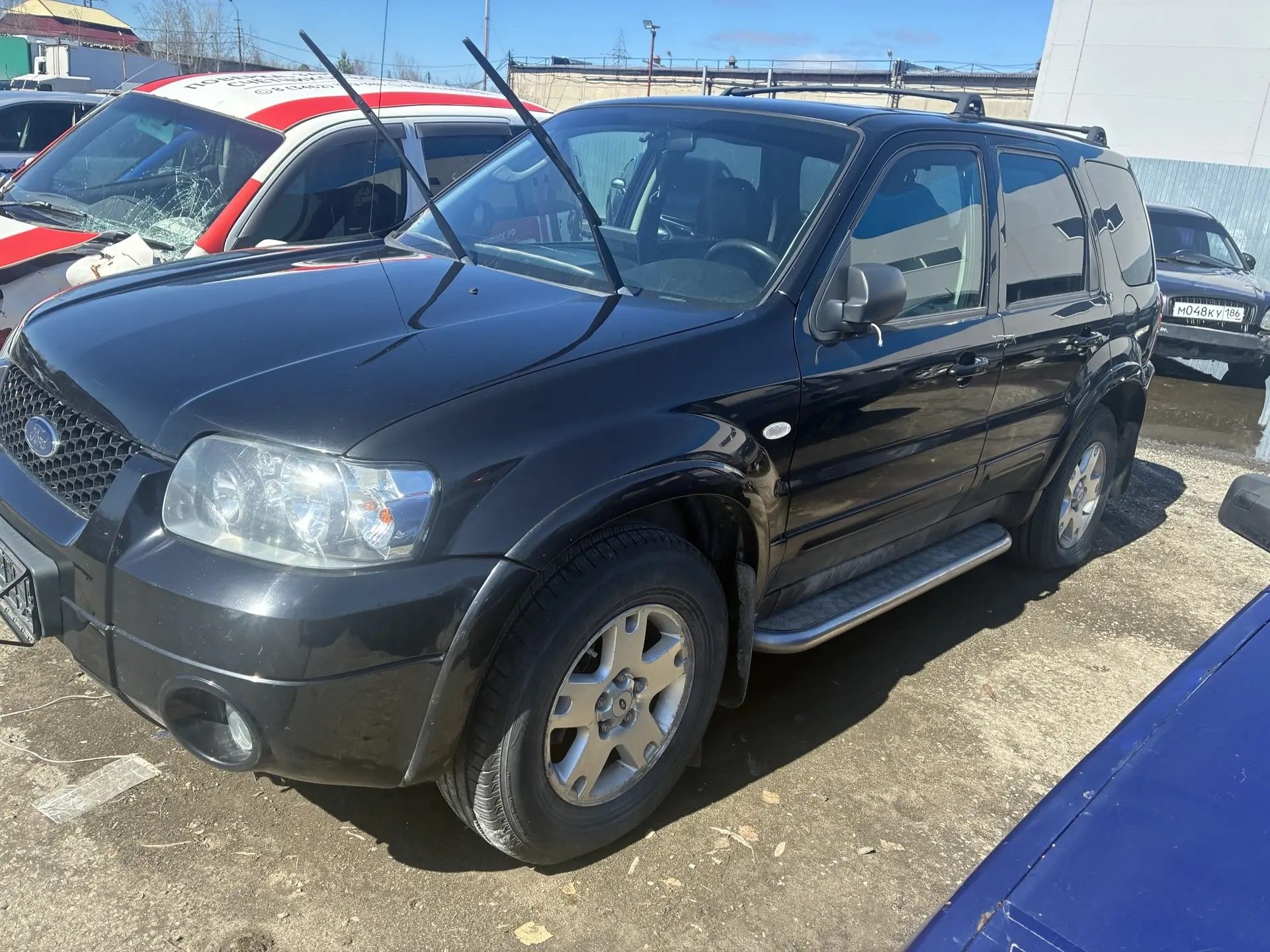 Автомобиль марки FORD "MAVERICK" г/р/з К100РР86, VIN WF0CU931X6kC93574, цвет черный, г/в2006 ТС обременено ЗАЛОГОМ, который остается на имуществе, согласно ГК РФ (покупатель оплачивает залог самостоятельно). ТС имеет ограничения ФССП на регистрационные действия (ключи и документы отсутствуют, техническое состояние не проверялось, пробег не известен). Имущество продается в том виде, в каком оно есть, в случае продажи возврату/обмену не подлежит.