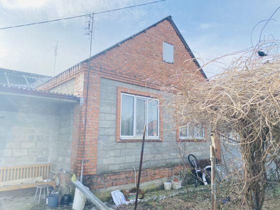 Д-к: Припахайло С.В. Жилой дом, площадь 166,3 кв.м., кадастровый номер 23:27:1102024:50. Земельный участок, площадь 1410 кв.м., кадастровый номер 23:27:1102024:15. Адрес: Краснодарский край, Славянский р-н, ст-ца Анастасиевская, туп. Круглый, д. 3. Границы земельного участка не установлены в соответствии с требованиями земельного законодательства