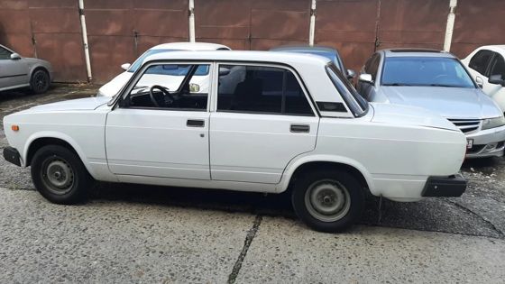 Транспортное средство: автомобиль ВАЗ 21074
