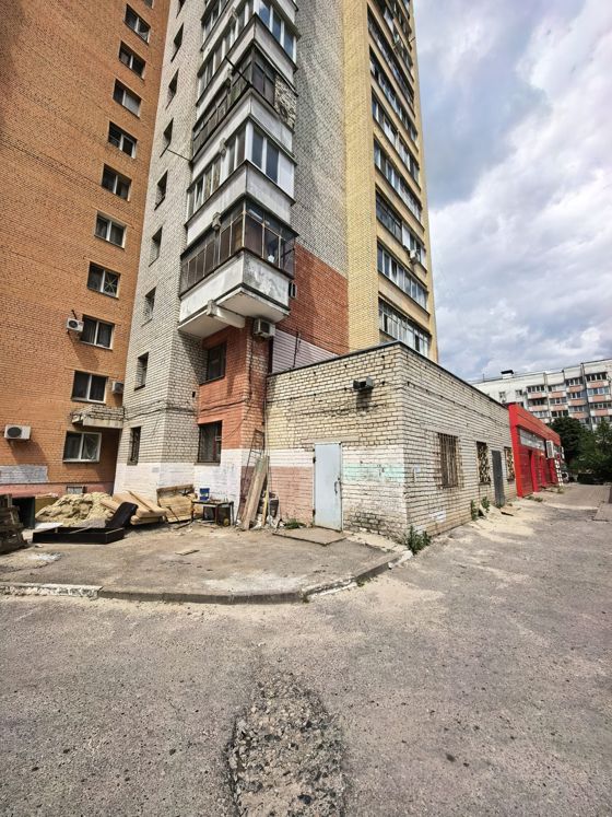 Право на заключение договора аренды муниципального нежилого помещения, расположенного по адресу: г. Белгород,       ул. Конева, д. 25, площадью 185,2 кв. м с кадастровым номером 31:16:0101001:21455 (далее объект недвижимости).