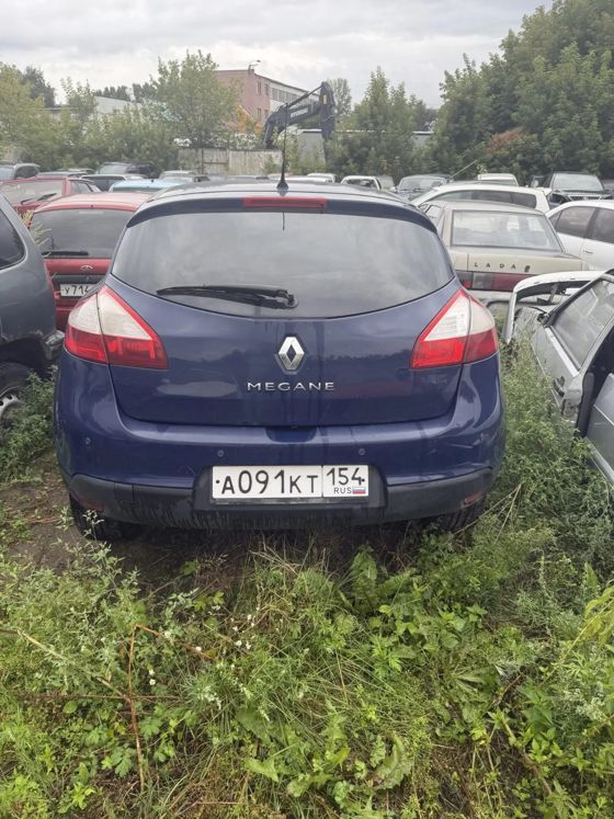 Автомобиль Renault Megane, 2011 г.в.