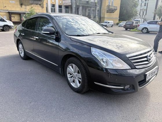 Автомобиль легковой NISSAN TEANA