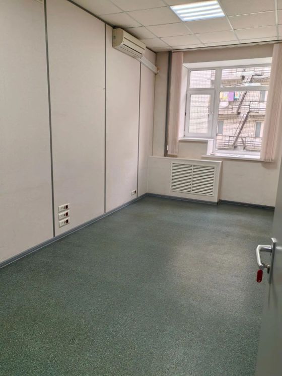Аренда нежилого помещения 15,5 м², Брянск
