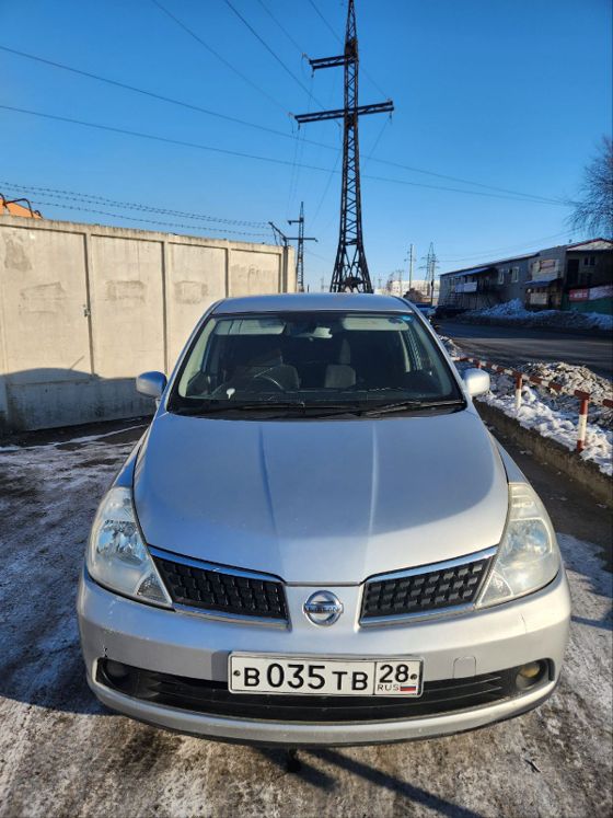 Nissan Tiida, 2007