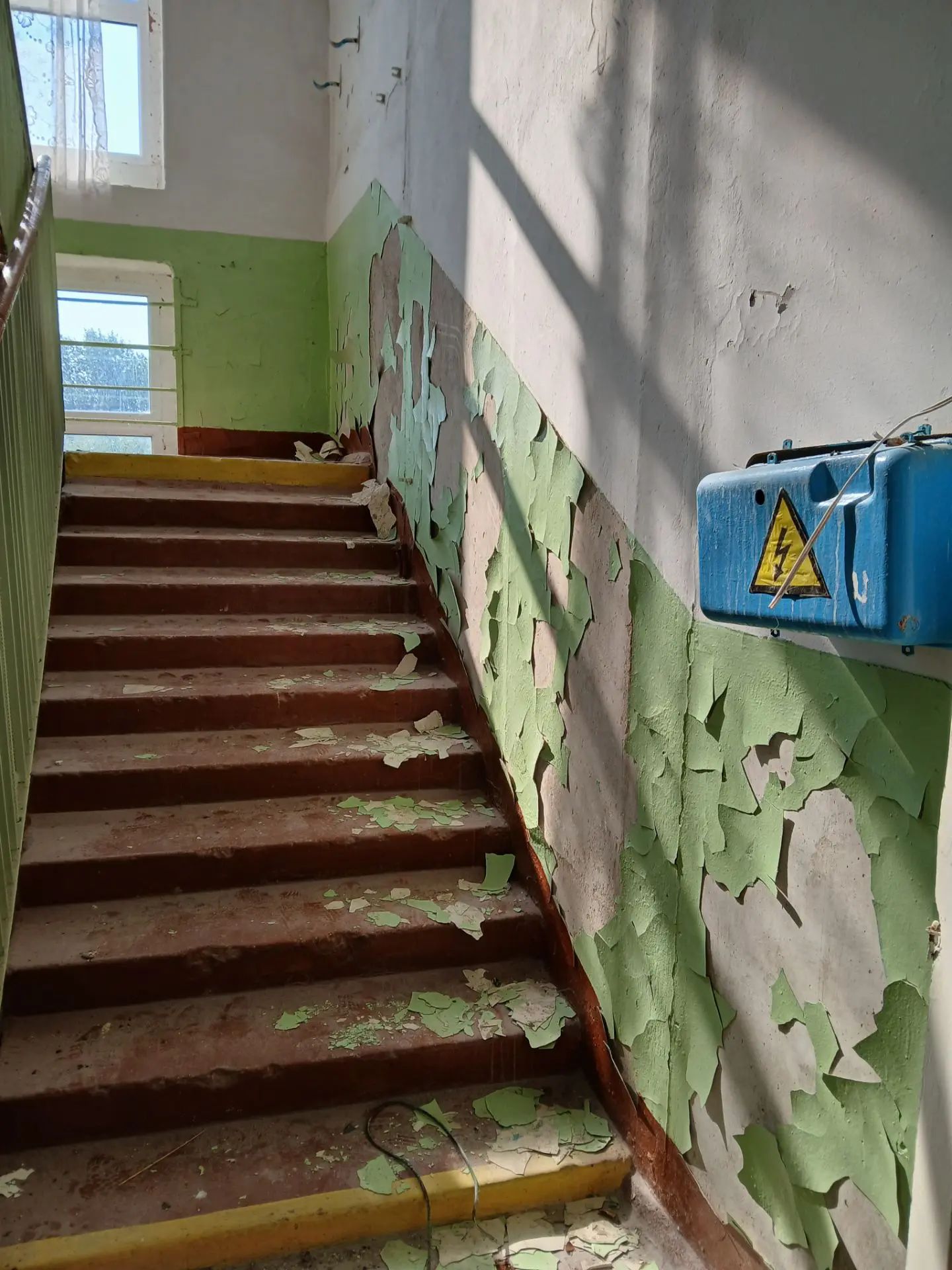 Здание