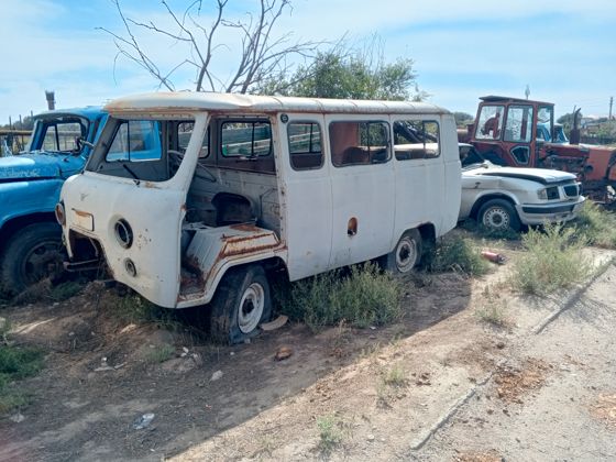 УАЗ 22069, 2000