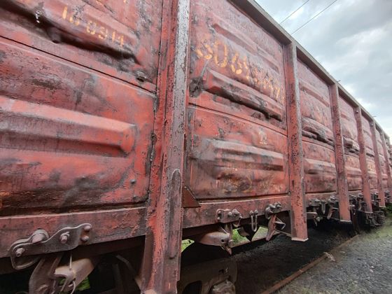 Полувагон 4-осный с люками в полу без тормозной площадки