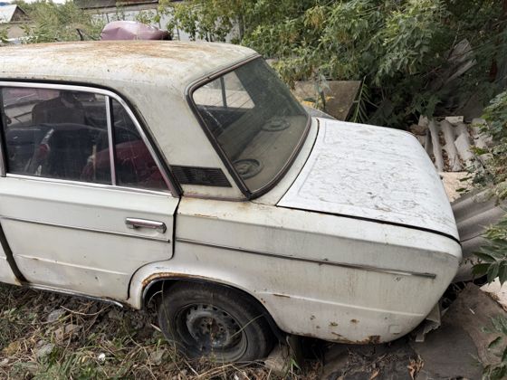 LADA 21061