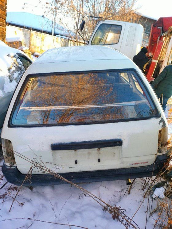Toyota Sprinter, 1989