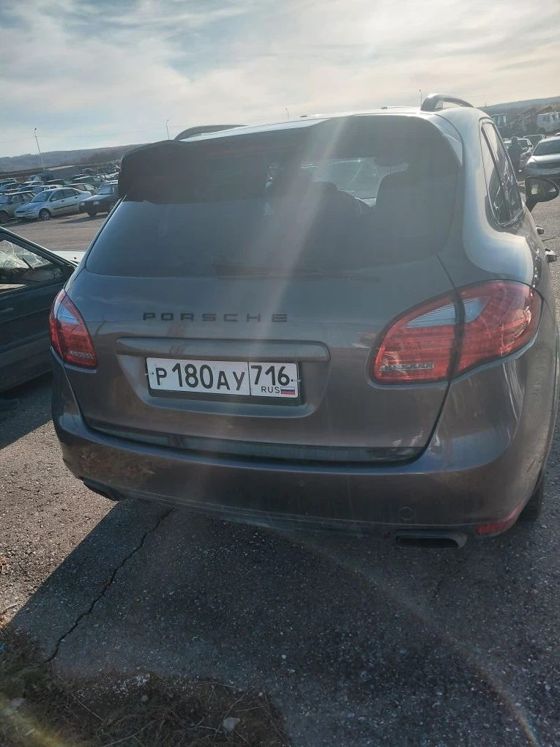 Porsche Cayenne, 2012
