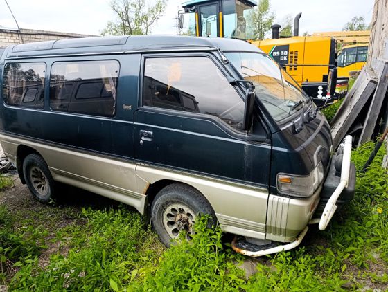 Mitsubishi Delika, 1992