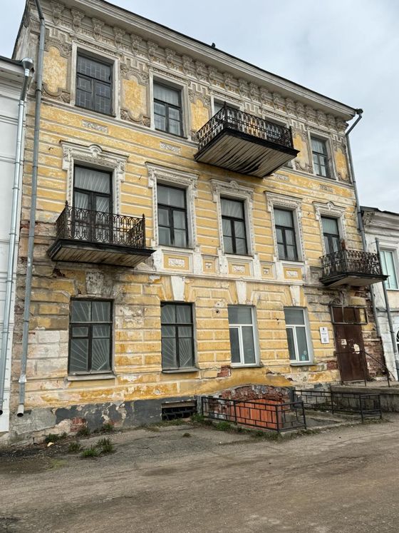 Нежилое здание «Здание Банка» 502,6 м², Устюжна