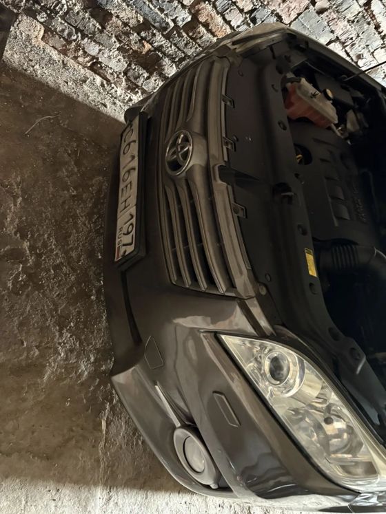 Toyota RAV4, 2010