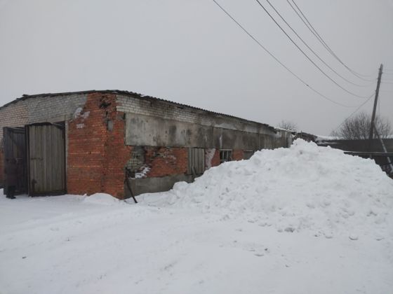 Нежилое здание 838 м² с участком, Карелия