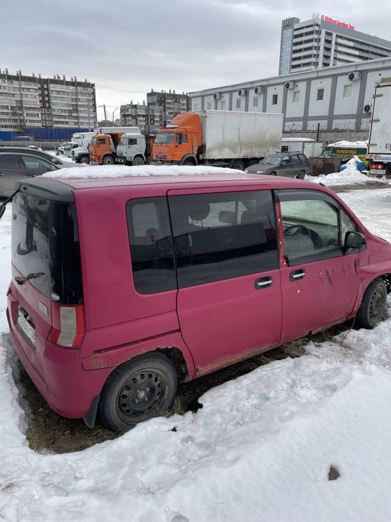 Honda Mobilio, 2002