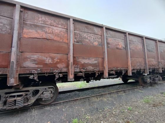 Полувагон 4-осный с люками в полу без тормозной площадки