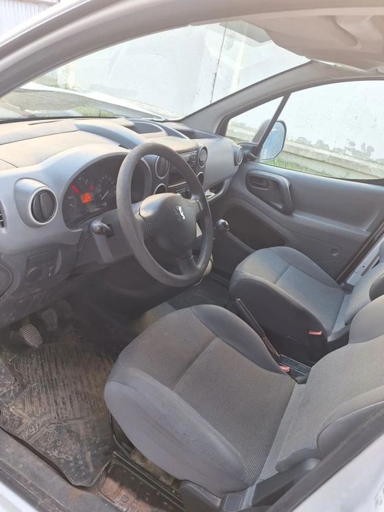 Peugeot Partner, 2010