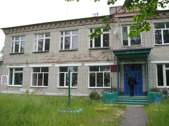 Земельный участок 61 сот. со строениями, Брянская обл.