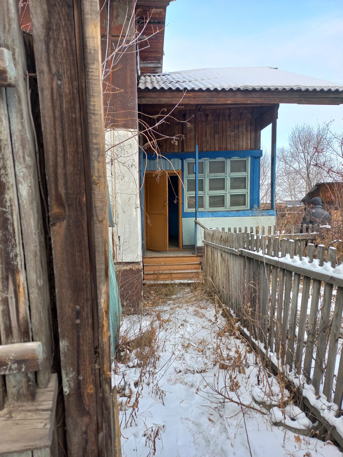 Продажа муниципального недвижимого имущества посредством публичного предложения в электронной форме по адресу: РБ, г Улан-Удэ, ул. Ботаническая, д. 73А, помещение 2.; нежилое помещение с кадастровым номером 03:24:000000:60583, общей площадью 71,9 кв. м., сарай, общей площадью 11,7 кв.м.,сарай, общей площадью 14,0 кв.м., баня, общей площадью 5,9 кв.м., земельный участок с кадастровым номером 03:24:023901:143, общей площадью 473+/-7,61 кв. м., вид разрешенного использования – деловое управление.