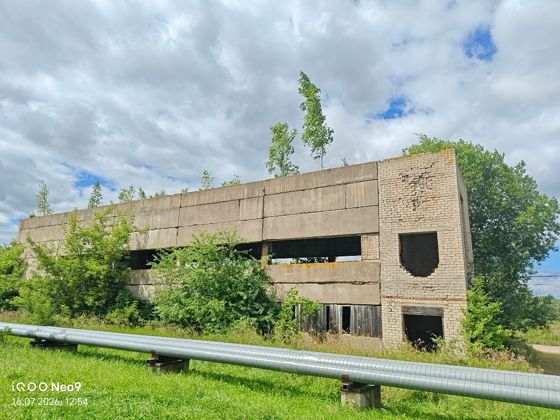 Нежилое здание 497 м² с участком, рп Бежаницы, Псковская обл.