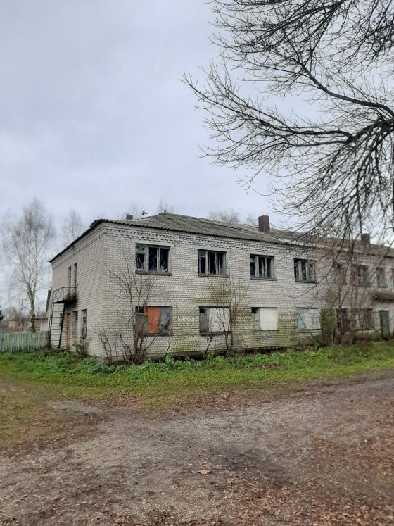 Земельный участок 7,8 сот. со строениями, Брянская обл.