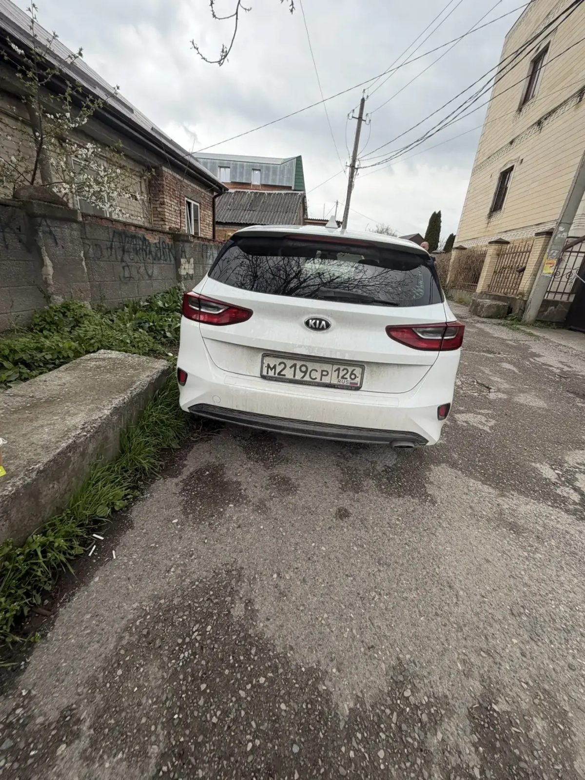 Транспортное средство марки Kia CD (Ceed), тип – легковой комби (хэтчбек), год выпуска 2018, адрес: Ставропольский край, г. Ставрополь, проезд 2 Юго-Западный, 8А.