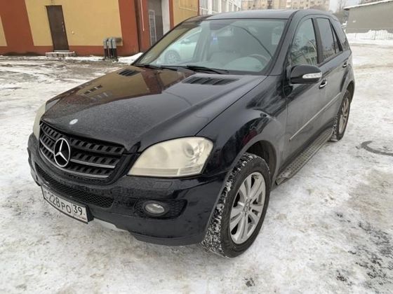 Mercedes-Benz ML350, 2006