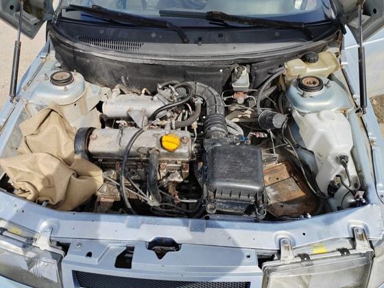 LADA 21102, 2004