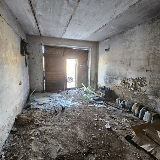 Нежилое помещение 46,6 м² с участком, Стрежевой