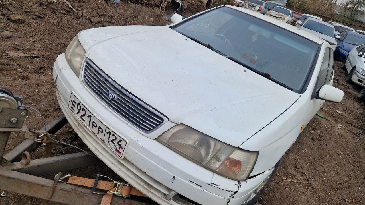Nissan Bluebird, 2000