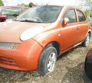 Nissan March, 2002