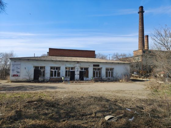 Нежилое здание 739,5 м² с участком, Лесозаводск