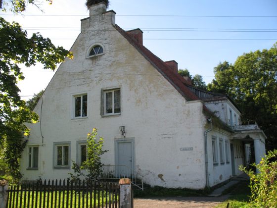 15/100 доли в нежилом здании 528,7 м², п. Курортное, Калининградская обл.