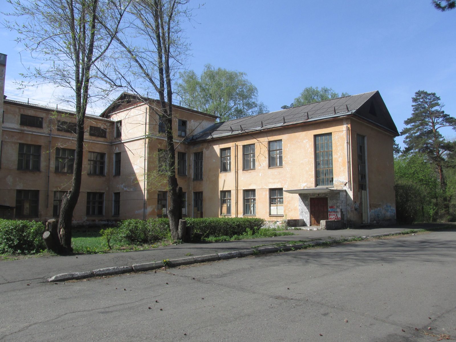 Нежилое здание 3 349,4 м², Бийск