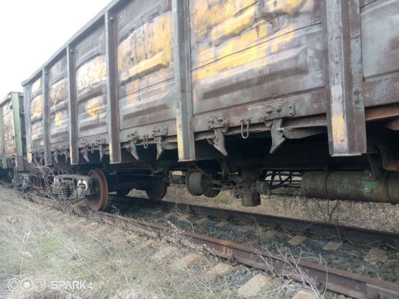 Полувагон 4-осный с люками в полу без тормозной площадки