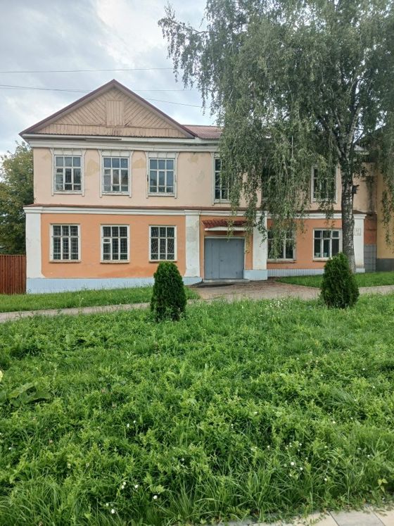 Нежилое здание 361 м² с участком, Мордовия