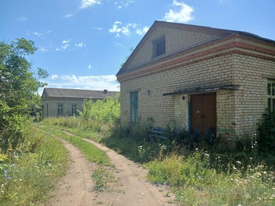 Нежилое здание 1 185,1 м² с участком, п. Болдовское, Мордовия