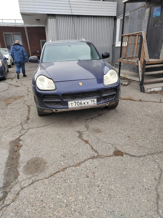 Porsche Cayenne, 2003