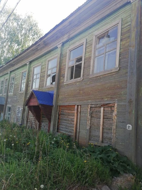 Нежилое здание 300 м² с участком, пгт Арбаж, Кировская обл.