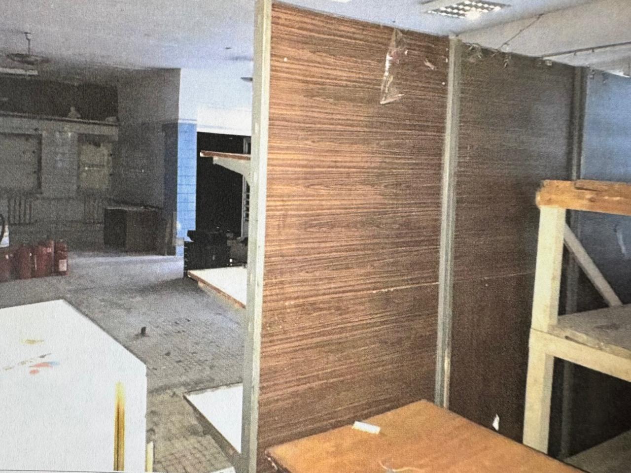 Аренда: магазин 171 м², Новгородская обл.