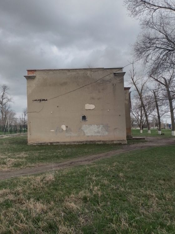 Нежилое здание 558,8 м², п. Новокавказский, Ставропольский край