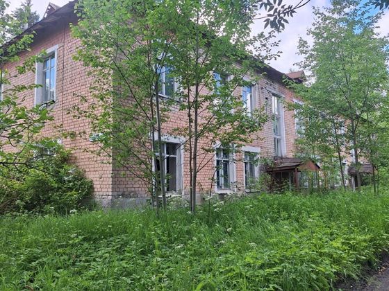 Нежилое здание 863,1 м² с участком, Костромская обл.
