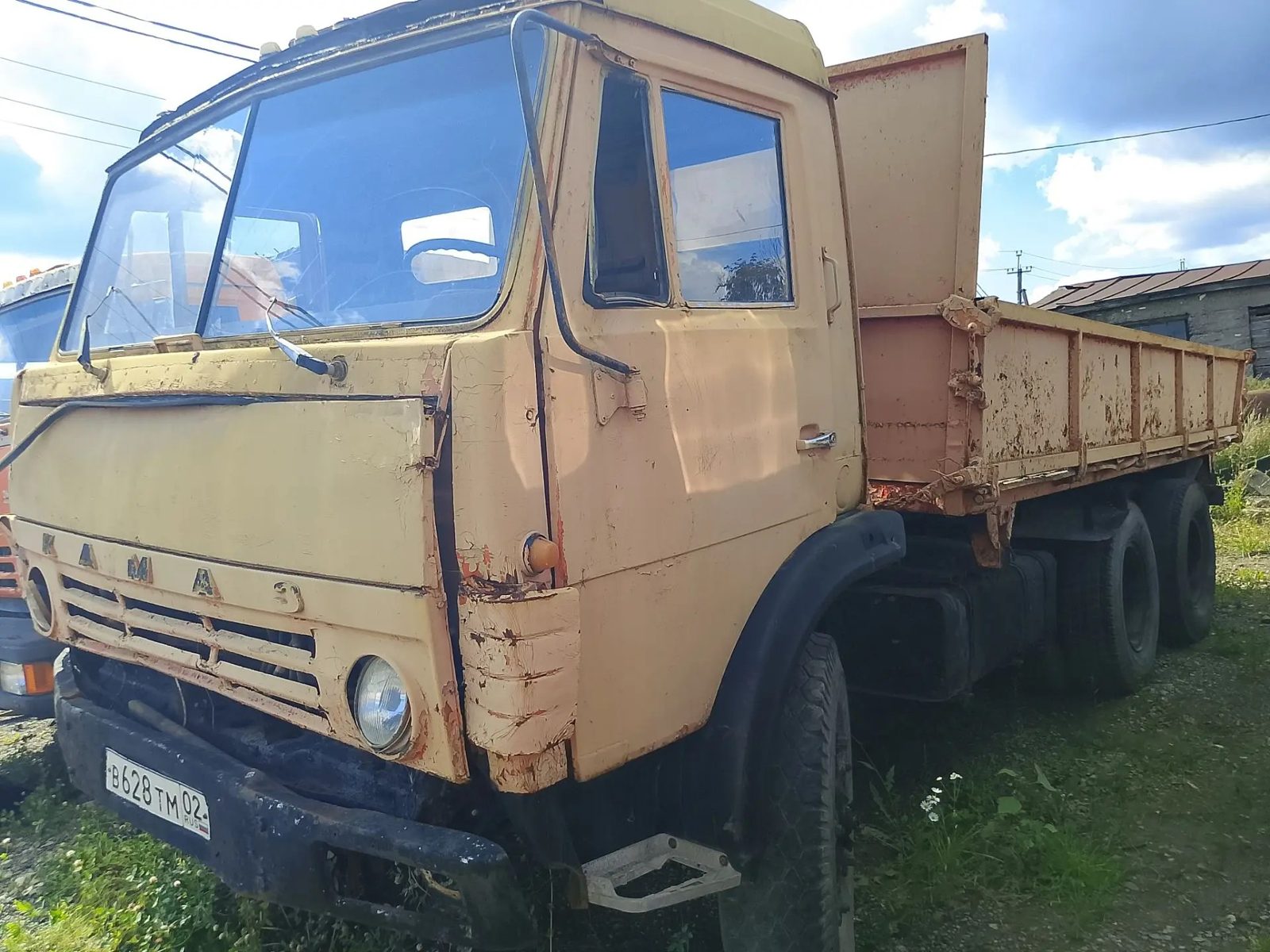 КамАЗ 55102