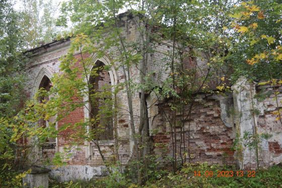 Нежилое здание 126,4 м² с участком, Псковская обл.